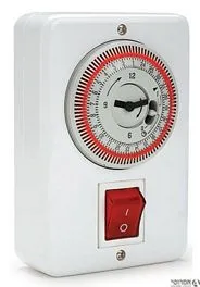 לוח און לדוד+שעון ומפסק [עה"ט] DEALOR 560