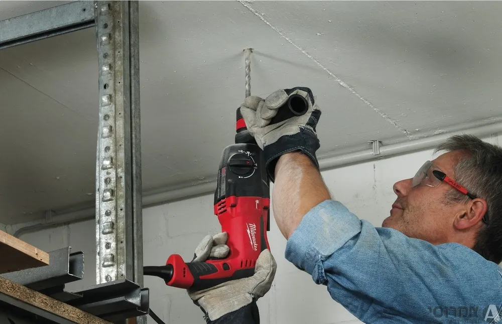 פטישון 26 מ"מ 800W + פוטר מתחלף - PH26TX מילווקי